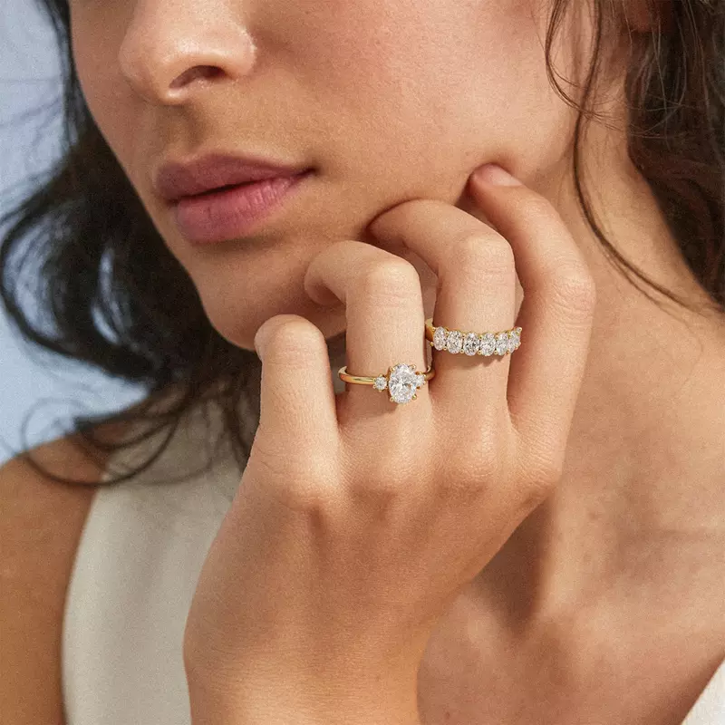 18K Yellow Gold Aurelia 7 Stone Shared Prong Lab Anniversary Band