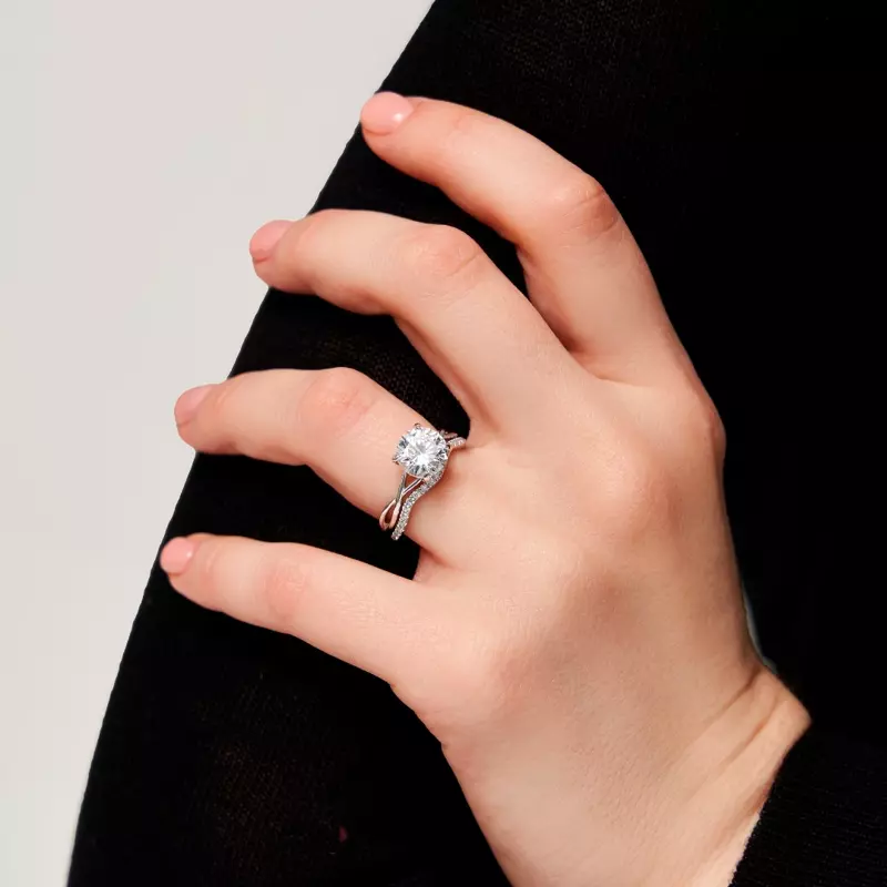 Platinum Bianca Pave Band