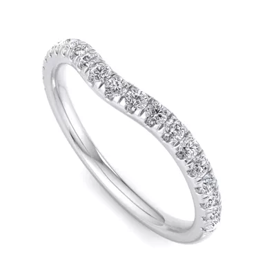 Jayleen Pavé Curved Band