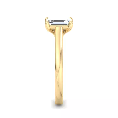 Summer Solitaire Engagement Ring