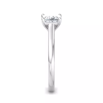 Summer Solitaire Engagement Ring