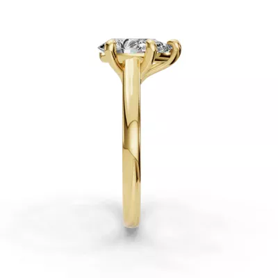 Summer Solitaire Engagement Ring