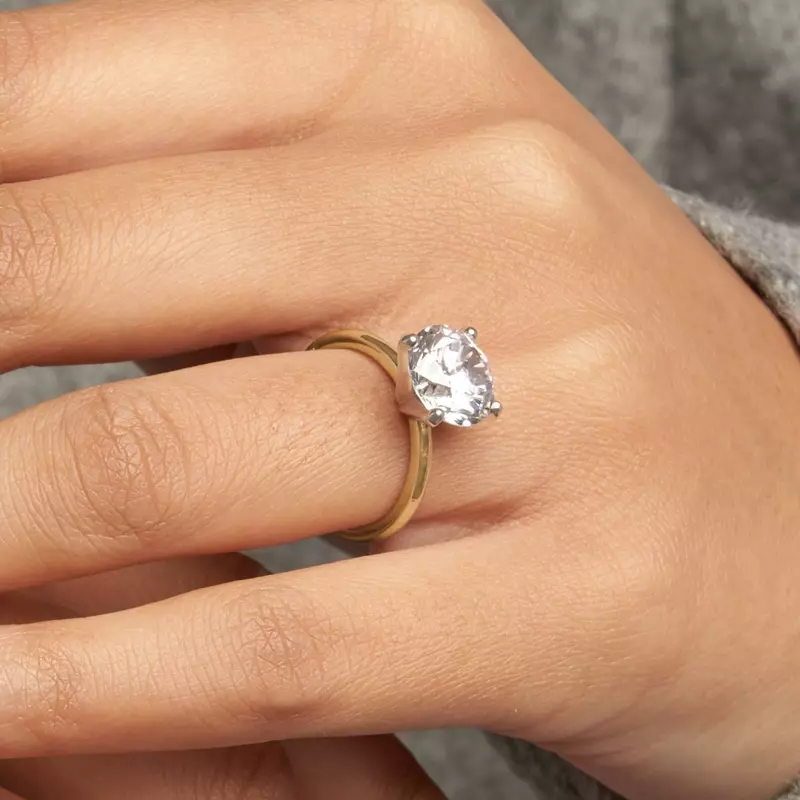 18K Yellow Gold Leah 4 Prong Solitaire Engagement Ring
