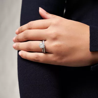 Maria 6 Prong Solitaire Engagement Ring