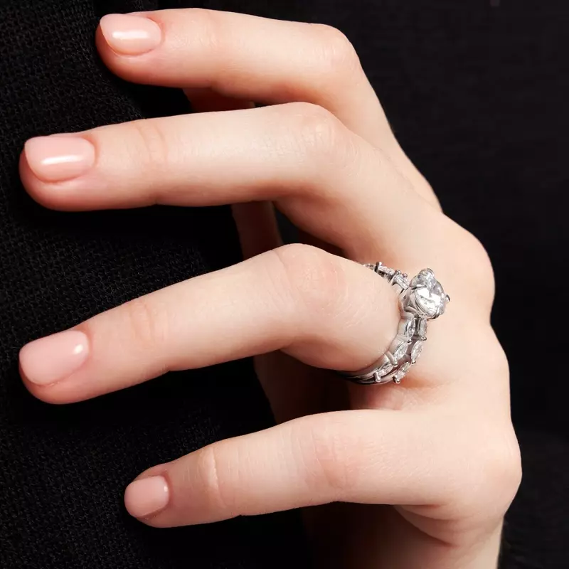 18K White Gold Mila Marquise Diamond Band
