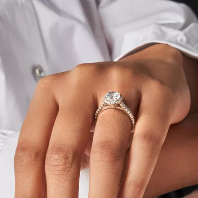 Layla Halo Engagement Ring