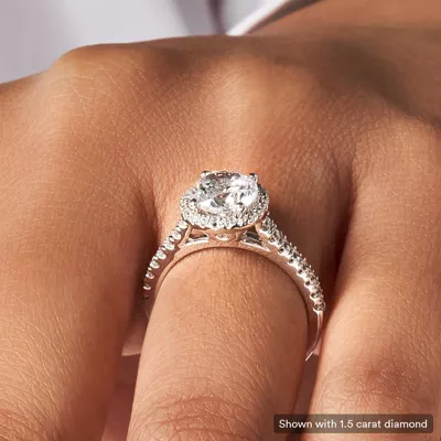 Layla Halo Engagement Ring