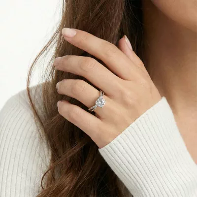Lissora Twisted Marquise Engagement Ring