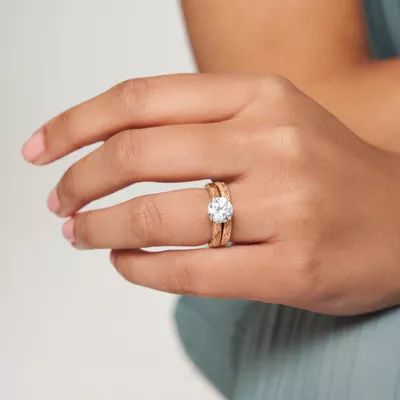Mila Vintage-Inspired Solitaire Engagement Ring