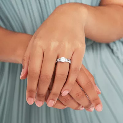 Abigail Pavé Diamond Twist Engagement Ring