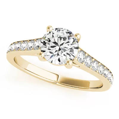 Maia Graduating Diamond Engagement Ring