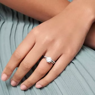 Ella Solitaire Engagement Ring