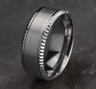 Bastion Fluted Bevel Comfort-Fit Band (8mm)