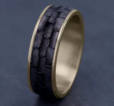Masonry Tantalum & Gold Comfort-Fit Band (7.5mm)