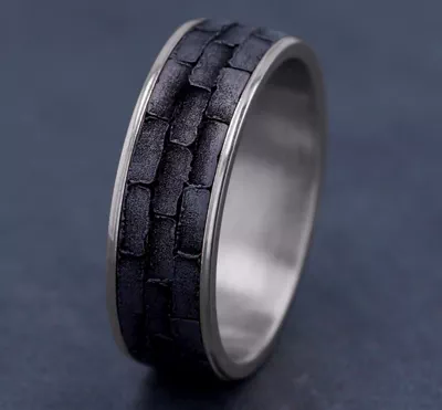 Masonry Tantalum & Gold Comfort-Fit Band (7.5mm)