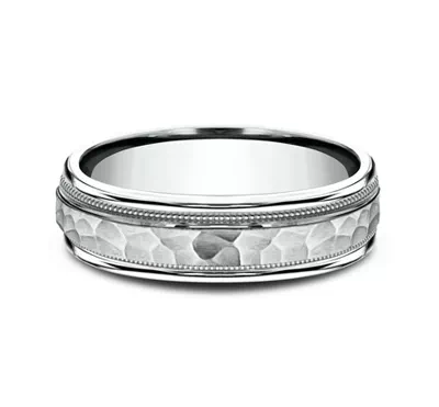 Hammered Center Drop Edge Milgrain Comfort-Fit Band (6mm)