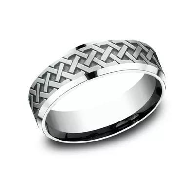 Celtic Love Knot Beveled Edge Comfort Fit Band (7mm)