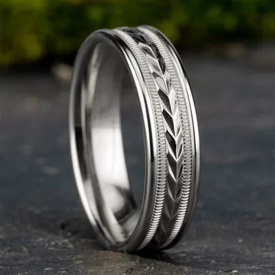 Etched Grain Beveled Edge Lightweight Comfort-Fit Band (6.5mm)