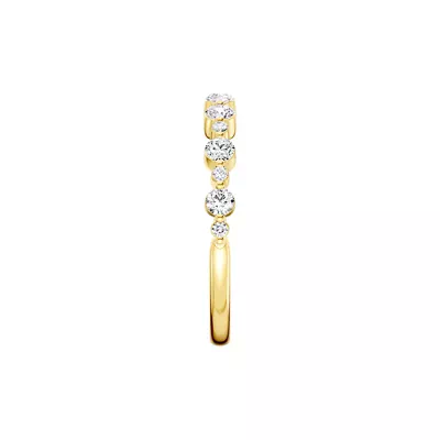 Classic Alternating-Sized Diamond Band (0.50 ct. tw.)