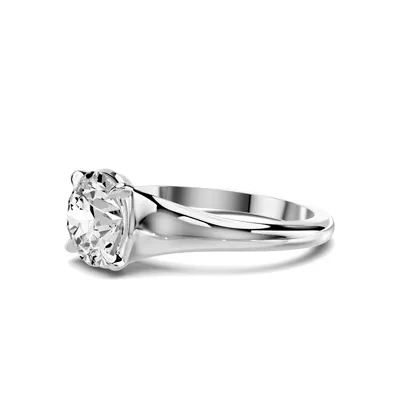 Stellora Grand Taper Bezel Engagement Ring