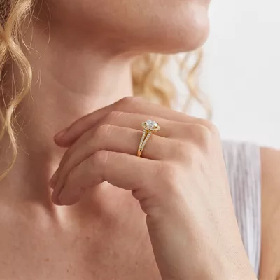 Sky Halo with Split Pavé Band Engagement Ring