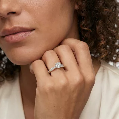 Linda Twisted Pavé Engagement Ring