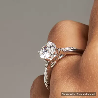 Linda Twisted Pavé Engagement Ring
