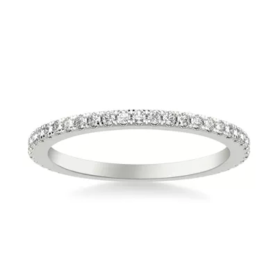 Caroline Pavé Diamond Band