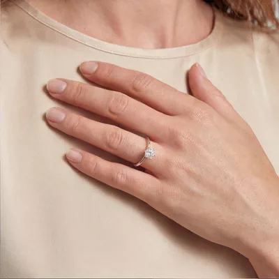 Barrie Solitaire Engagement Ring