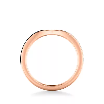 Pinched Diamond and Ceramic Band