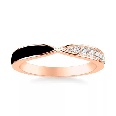 Pinched Diamond and Ceramic Band