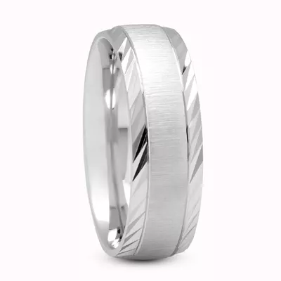 Vega Band With Diamond Cut Edges (7mm)