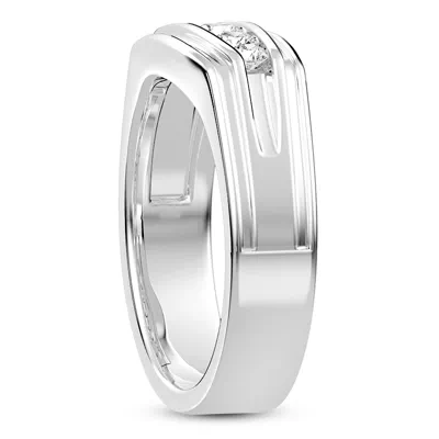 Graduating Round Channel-Set Diamond Band (5.2mm)
