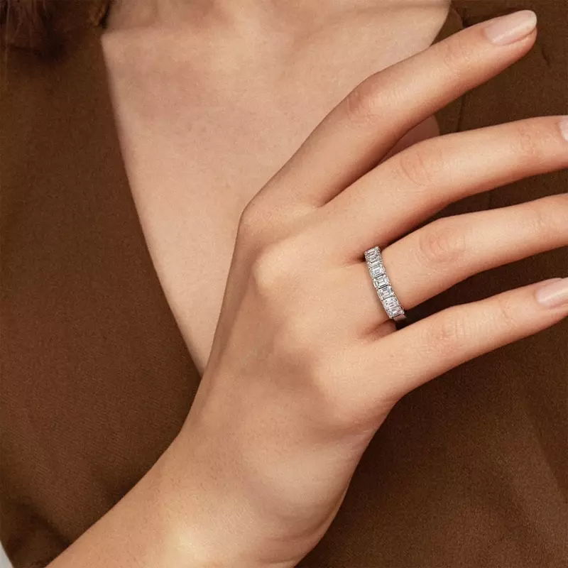 18K White Gold Emerald Cut Lab Diamond 7 Stone Ring (1.00 ct. tw.)