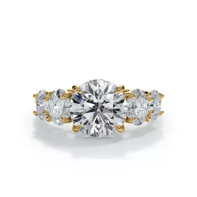 Bellora Graduated Oval Engagement Ring