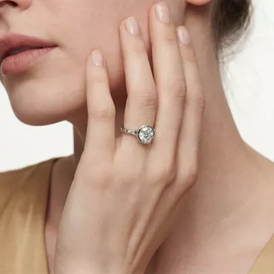 Bellora Cathedral Bezel Engagement Ring