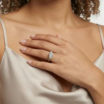 Eclipse Trapezoid Lab Engagement Ring