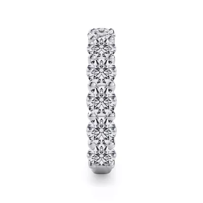 Curved Gallery Twelve-Stone Round Diamond Band (3.00ct. tw.)