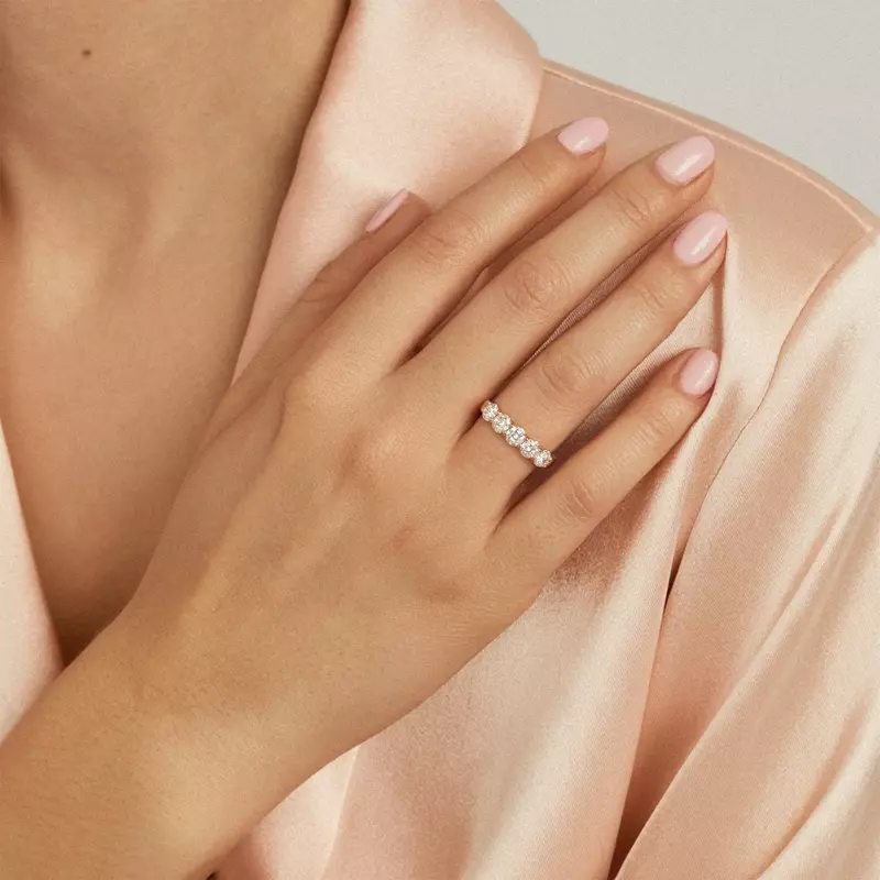 18K Rose Gold Classic Five-Stone Round Lab Diamond Band (1.25ct. tw.)