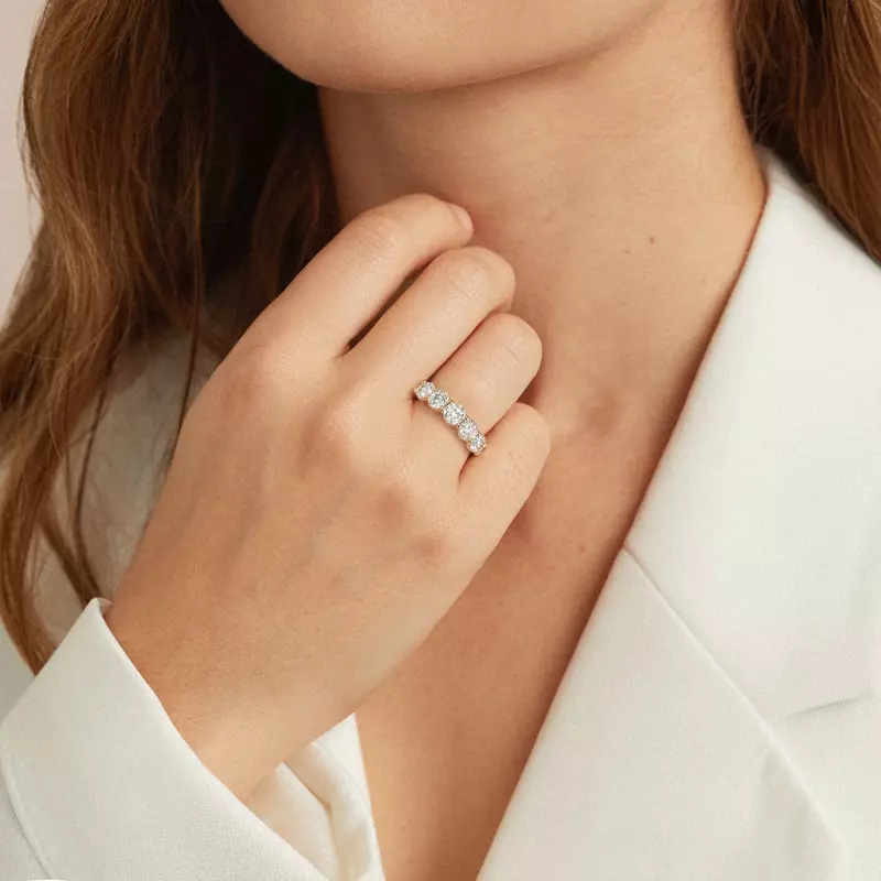 18K Rose Gold Classic Five-Stone Round Lab Diamond Band (2.00ct. tw.)