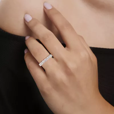 Classic Seven-Stone Round Lab Diamond Band (1.00ct. tw.)