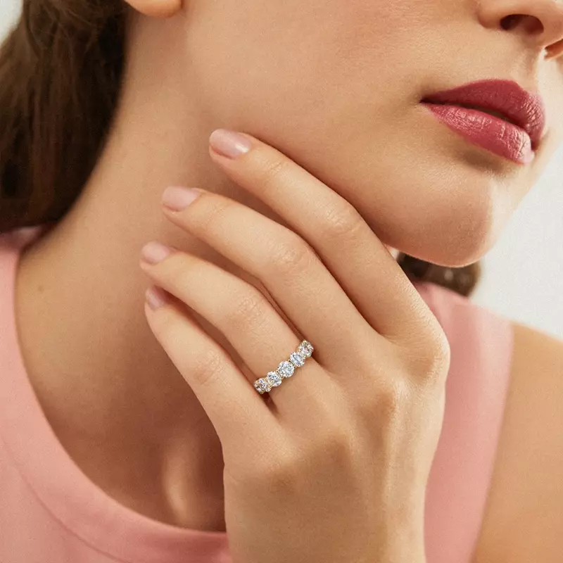 14K Yellow Gold Classic Seven-Stone Round Lab Diamond Band (3.50ct. tw.)