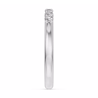 Unity Prong 7-Stone Band (.25 ct. tw.)