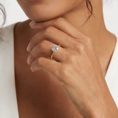 Windy Solitaire Engagement Ring