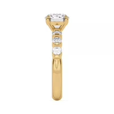 Uma Graduated Diamond Engagement Ring