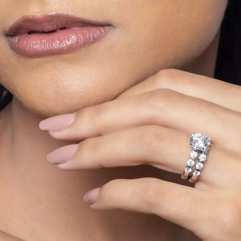 18K White Gold Uma Graduated Diamond Engagement Ring