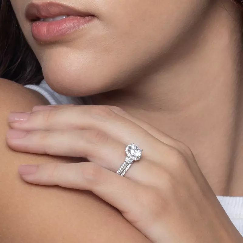 Platinum Anja Pavé Knife-Edge Cluster Halo Engagement Ring