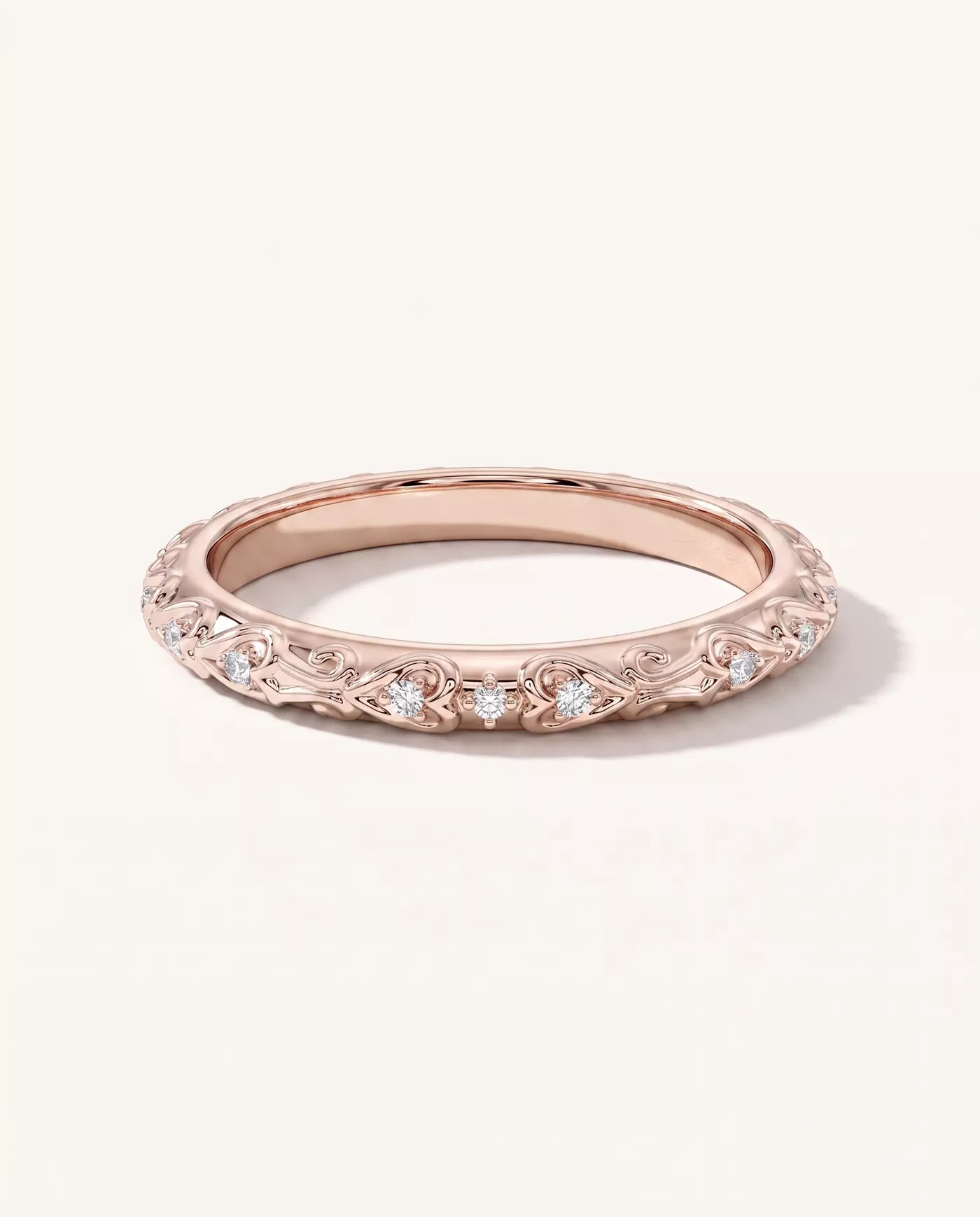 Kathryn Lab Pavé Heart Scroll Band