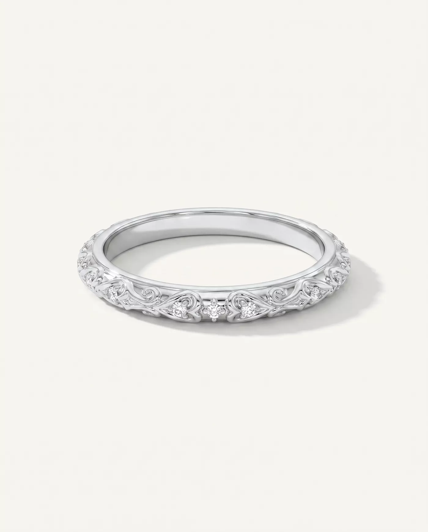 Kathryn Lab Pavé Heart Scroll Band