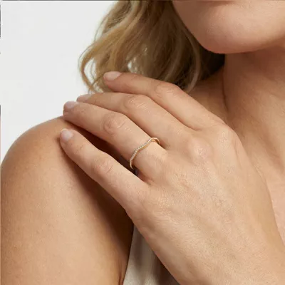Debra Scalloped Curve Pavé Band